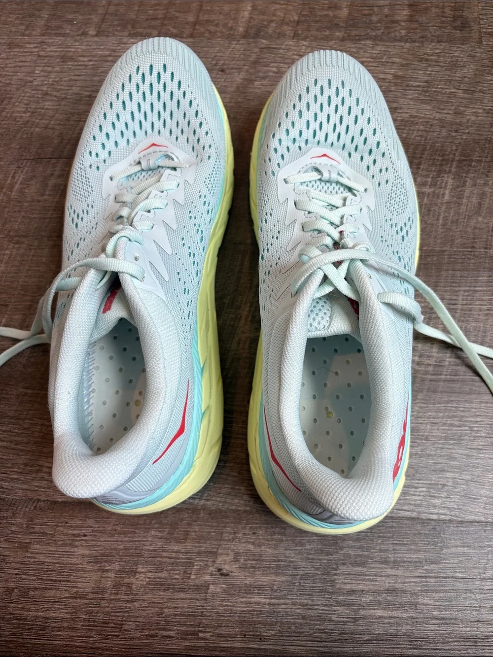 HOKA Clifton 7 Running Shoes Morning Women’s 10.5 Mist/Hot Coral NO INSOLES